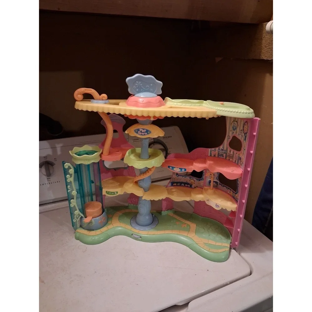 Littlest Pet Shop Playhouse HASBRO 2006